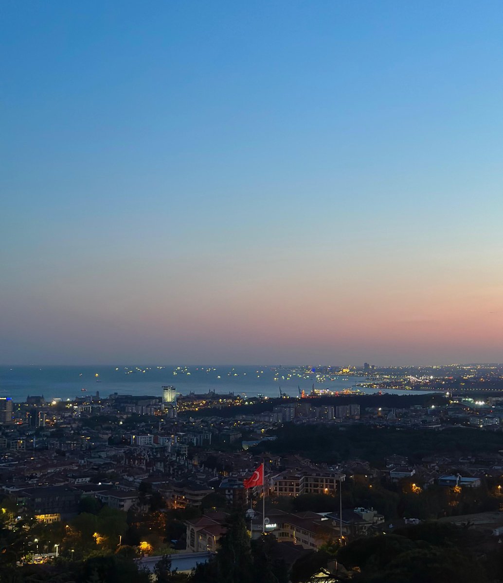 elfbeln's tweet photo. İşte ağlamama sebep olan o fotoğraflar https://t.co/BpBAp7SqJH