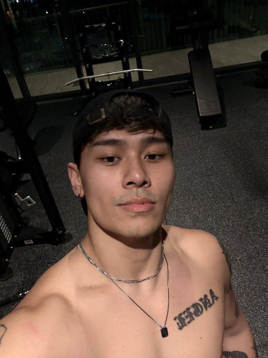 ryxntx's tweet photo. Back in Miami 😛 https://t.co/kZ8zaXXfra