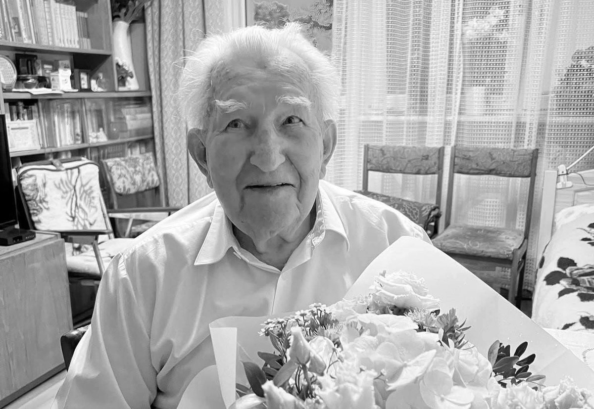 visegrad24's tweet image. Polish resistance fighter and Warsaw Uprising veteran Wiesław Lechowicz codename. "Anchor" died this morning aged 100.

He was the last survivor of the legendary “Miotła” battalion which went through the full 63 days of the heroic Uprising in 1944.

We will not forget you! 💔🇵🇱