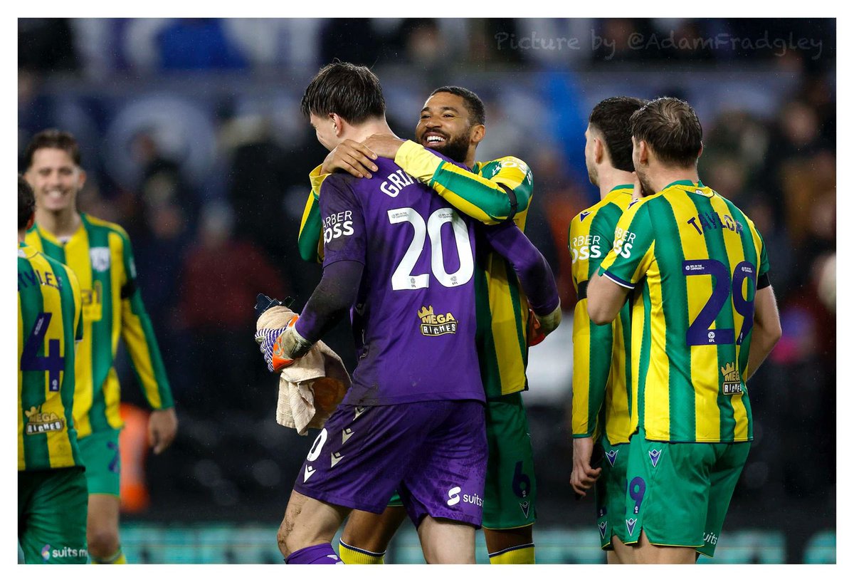 AdamFradgley's tweet photo. 💚💛⚽️📷⚽️💛💚
.
#Swansea v #WBA
#EmiratesFAcup
.
#Bostock #Maja #Wallace
.
.
#baggies #COYB #Albion
.
____________________
.
.
#football #footballphotography #sportsphotography #photography #sport #photooftheday https://t.co/kiQIkU4FP3