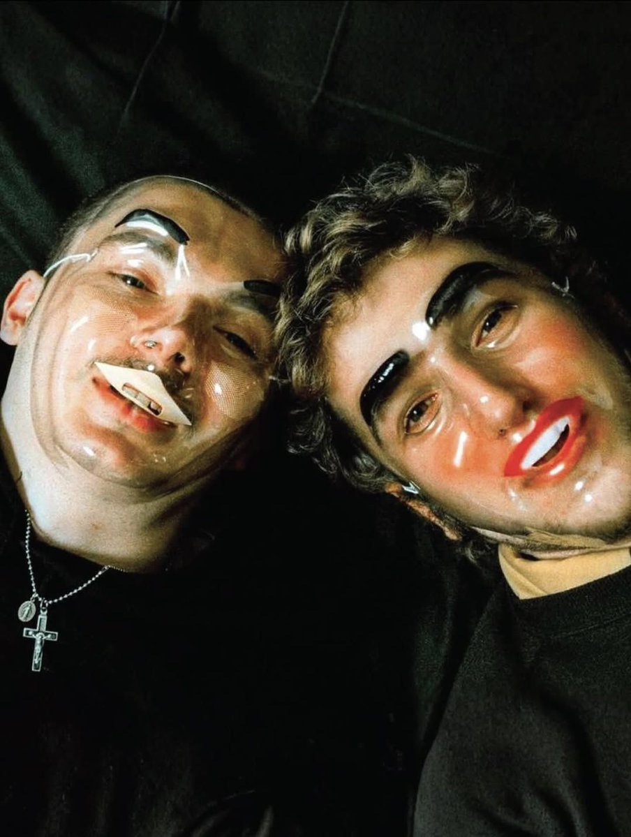 culturejpg's tweet image. Daft Punk before they had their iconic helmets