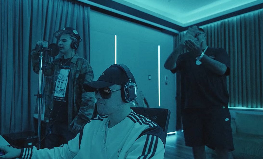 358_knowledge's tweet image. Mir Nicolas, Bizarrap y el Malandro de América. La FOTO DEL AÑO. "vos no pensabas que se peguen las bars" dijo el Dano.