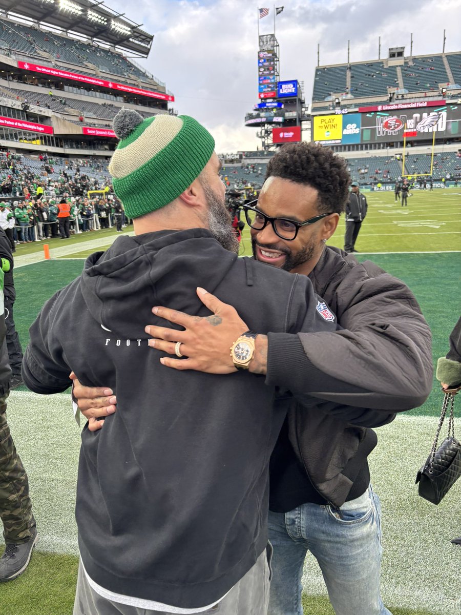 JClarkNBCS's tweet image. A lot of former Eagles are here, including Jason Kelce, Fletcher Cox, Alshon Jeffery, Corey Clement, Darius Slay, Avonte Maddox