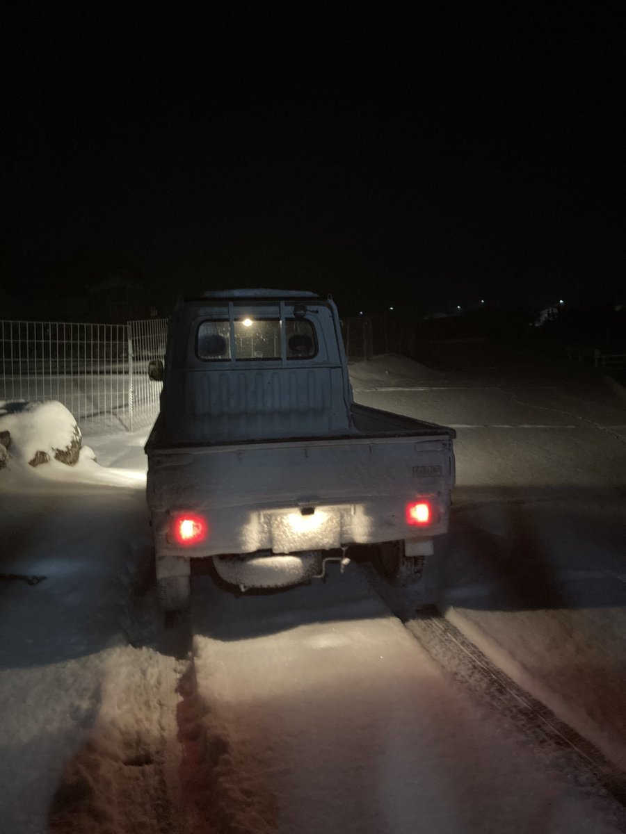 OVER_HEAT_'s tweet photo. 軽トラ🛻最高😆🙌☃️☃️☃️❄️ https://t.co/55fvq6L6iB