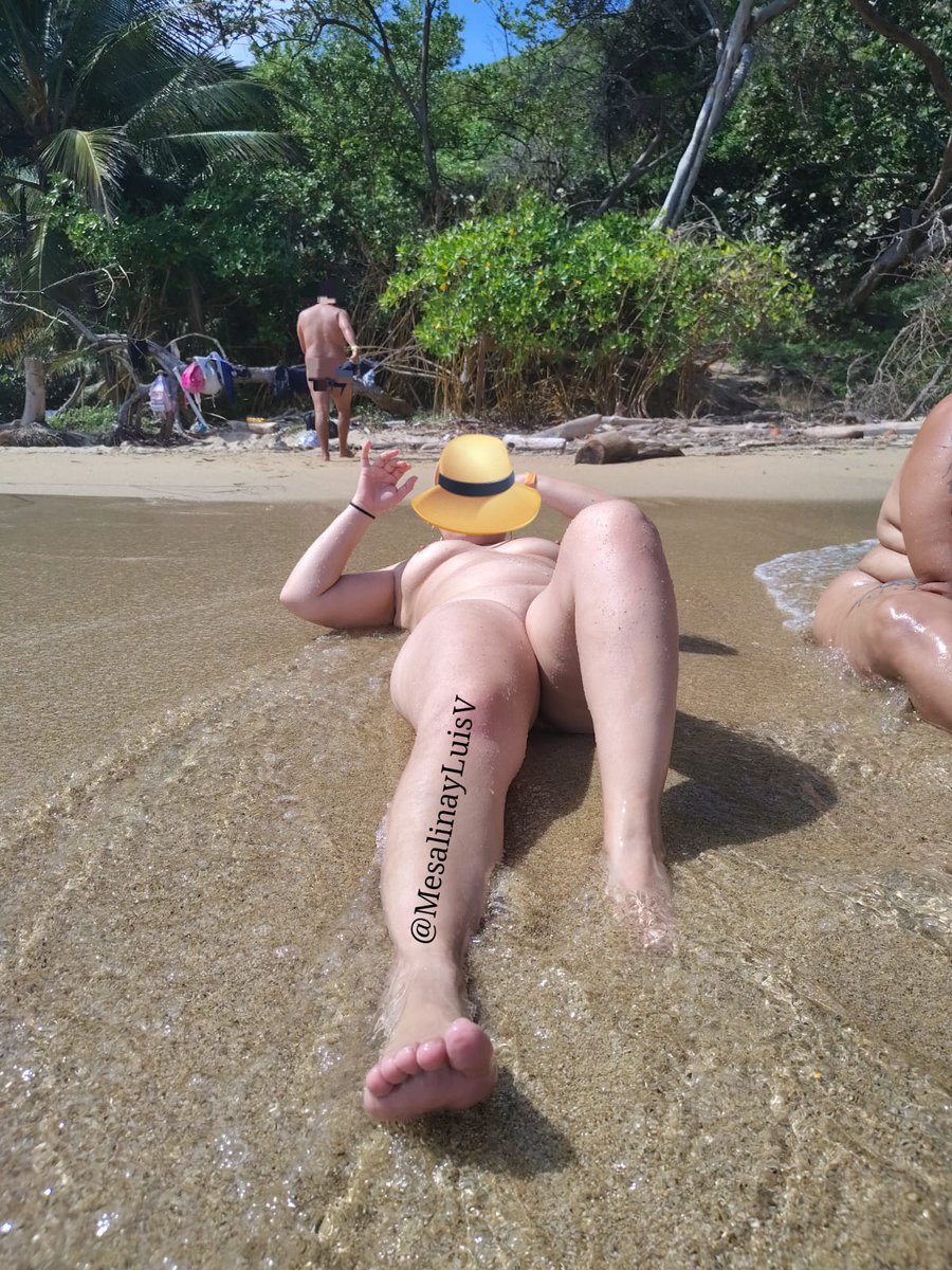MesalinayLuisV's tweet photo. En el paraíso #Tayrona #cabosanjuan #playanudista #fraternidad un lugar de recuerdos inolvidables,sanación 🙏,conexión y paz 🌅 amándome y recargando mi energía para que este año sea aún más maravilloso gracias 2025🙏y bienvenido 2026🔥❤️🙏sueños por cumplir 🌎 ✈️#Luis rt❤️💃🎵🎷🥁🎸🥰🧶💪🔥 Bendiciones #seguidores