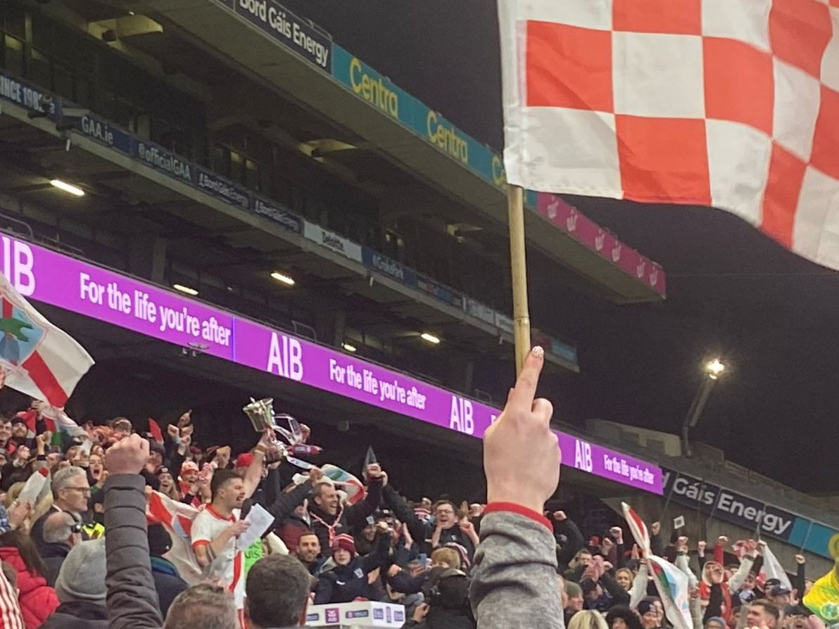 🔴⚪ Lá dar shaol ! Comhghairdeas Cumann Caide Na Gaeltachta Seaimpíní Idirmheánach na hÉireann 👏🏻 🔴⚪
#anghaeltachtabú #sproid #croi #caid #teanga