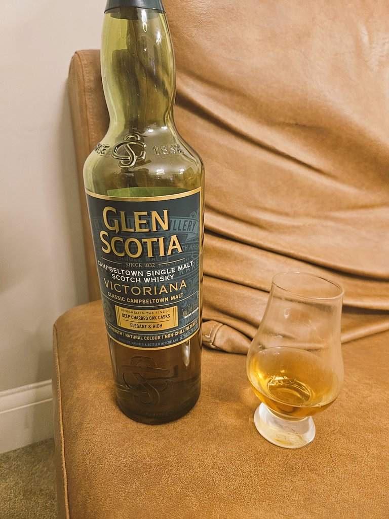 RedSkyWhisky's tweet photo. Loving this #Sundaydram . Spicy caramel everywhere! https://t.co/c09OCWzRXC