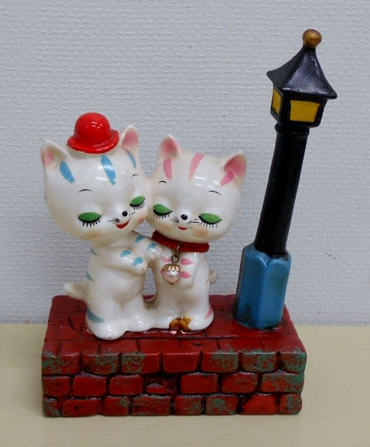 猫ちゃん　貯金箱　昭和レトロ 昭和レトロ内藤ルネ貯金箱ネコ1970年代