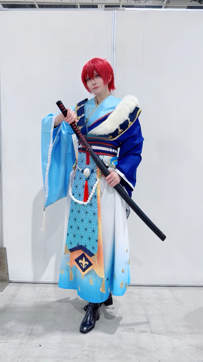 インテはフォーチュンライブの司でした🌸
ずっと着たかった衣装だったので着れて良かったです☺️✨交流してくださった皆様ありがとうございました！

 #SUPERCOMICCITY関西31