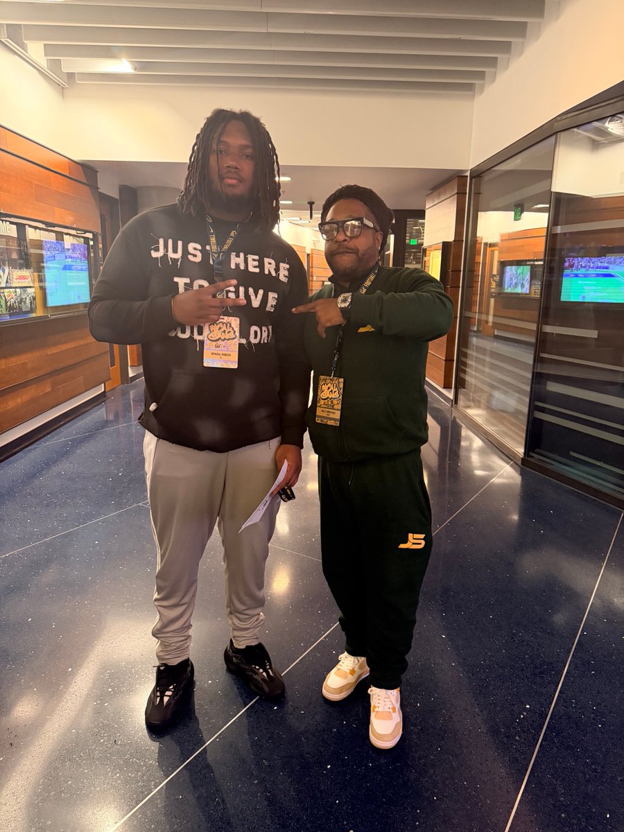 ⁦<a href="/CalBearsOn3/">Golden Bear Report (On3 | Rivals)</a>⁩ ⁦<a href="/MykealRabess/">whois.keal</a>⁩✈️Hold Dat Rightside Down Big Dawg ❗️We GOT Dat Left ❗️⁦<a href="/warren_rowan/">Warren Rowan</a>⁩ ⁦<a href="/InTheTrenches22/">InTheTrenches</a>⁩ ⁦<a href="/JonLiquidator/">Jon The Liquidator</a>⁩ ⁦<a href="/dylan_factor/">Dylan Thomas 2029</a>⁩