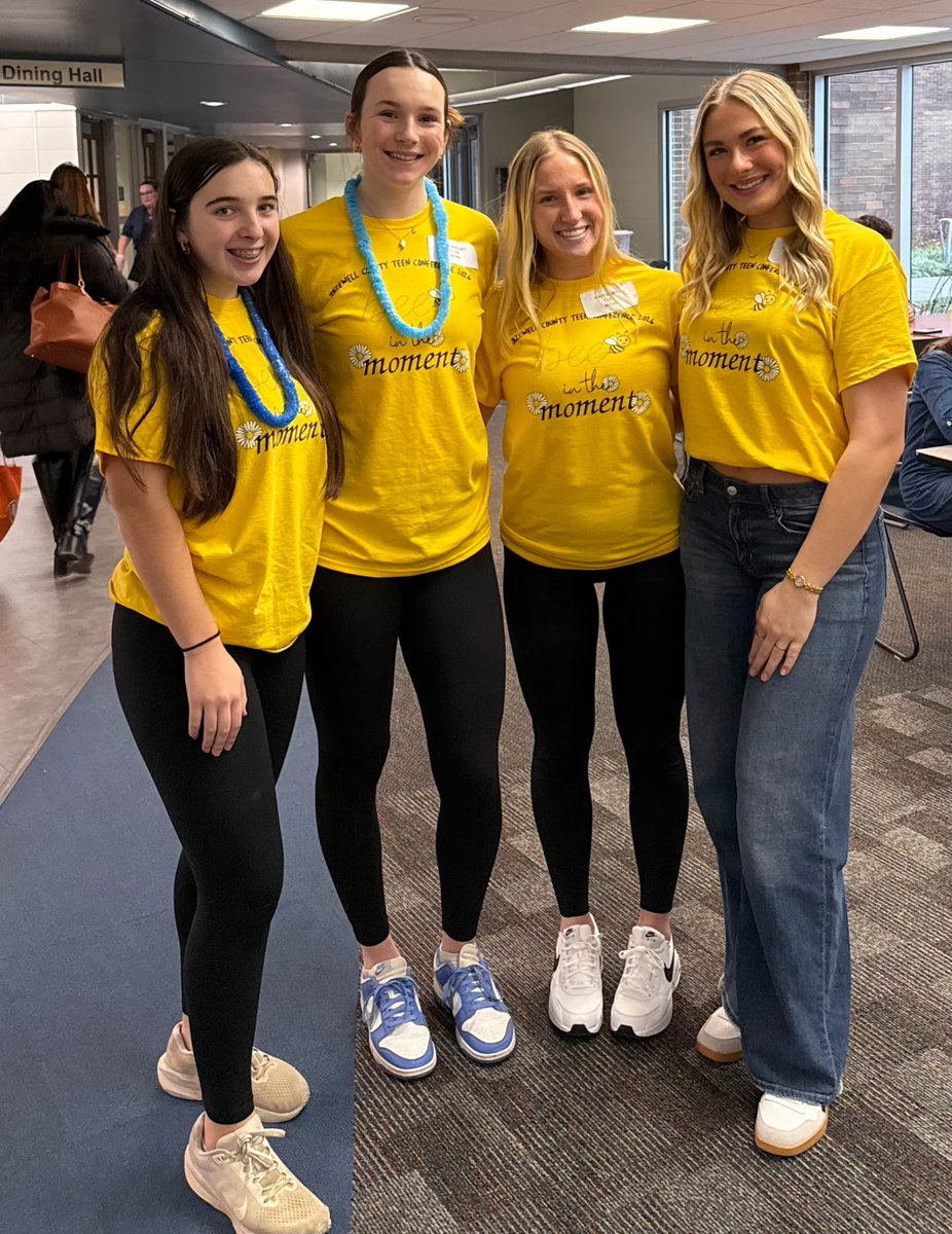 wchs_308sports's tweet image. These 4 amazing athletes rocked the Tazewell County Teen Conference on Friday. As Youth Board Members they helped plan this event and have been part of the Teen Conference the last 4 years. Also, a picture of those that attended the conference.