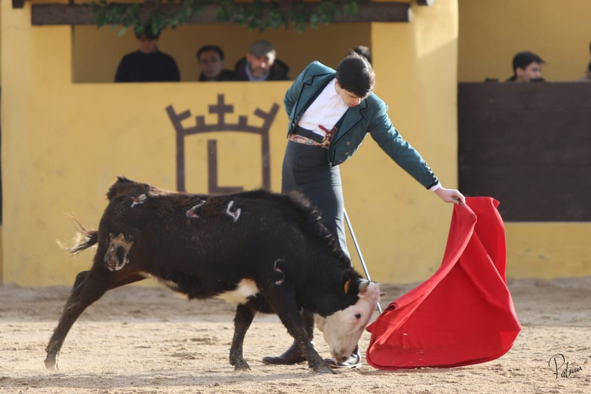 ⚫️ Consternados por el fallecimiento del joven Nicolás Cubero.

Nuestras más sinceras condolencias a sus familiar, amigos y compañeros de escuela.

Descansa en paz, torero.