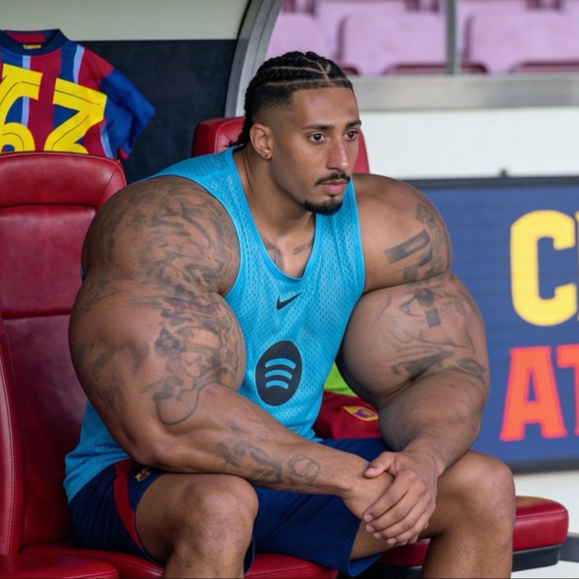 KurtissDonalddd's tweet image. değeri en az bilinen topçu... seviyoruz...