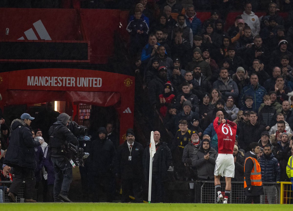 Shealacey10's tweet image. I want to apologise to all of my teammates staff and the fans 😔 I let everybody down tonight I shouldn’t let my emotions get the better of me I will do everything I can to make this right 🙏🏼