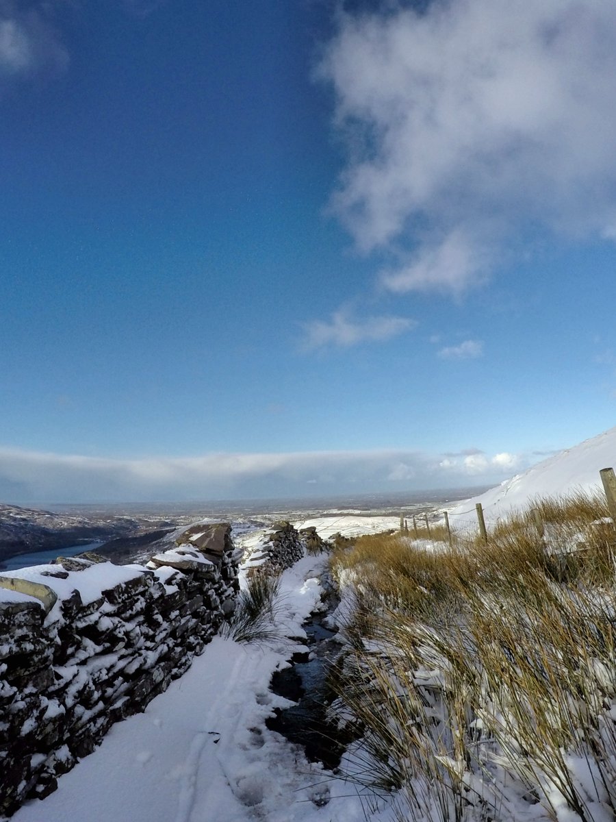 #snowday #winter #northwales #nature #landscape <a href="/WalesOnline/">WalesOnline 🏴󠁧󠁢󠁷󠁬󠁳󠁿</a> <a href="/visitwales/">Visit Wales 🏴󠁧󠁢󠁷󠁬󠁳󠁿</a> <a href="/WalesTouch/">Wales Touch Association</a> <a href="/visitwales/">Visit Wales 🏴󠁧󠁢󠁷󠁬󠁳󠁿</a>