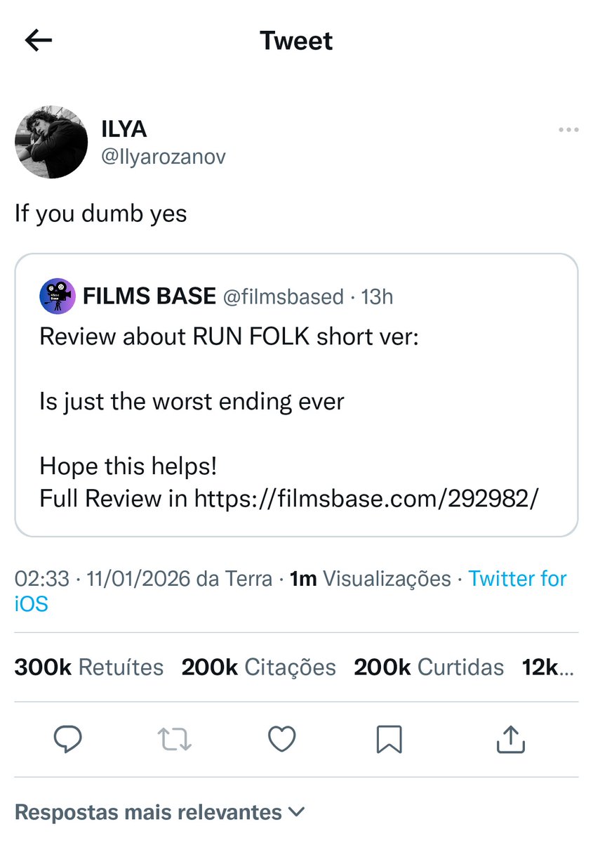 attack_venus's tweet image. MAYBE I AM WHO YOU WANT |
#hollanov social media au

Shane is an server in a restaurant and dreams about being an big actor someday, Ilya is a big actor and a director in the making, enter FILMSBASE an account runned by Shane, and chaos is ensured.