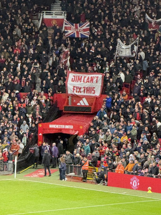 MrManUnitedd's tweet image. Let’s get #GlazersAndRatcliffeOut trending. Retweet Massively. Let’s make it the number trending hashtag