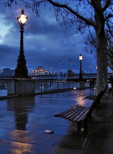 tch4him's tweet image. スーパーの特売日で食材まとめ買いして冷蔵庫パンパン
節約頑張ってる証拠 🦀