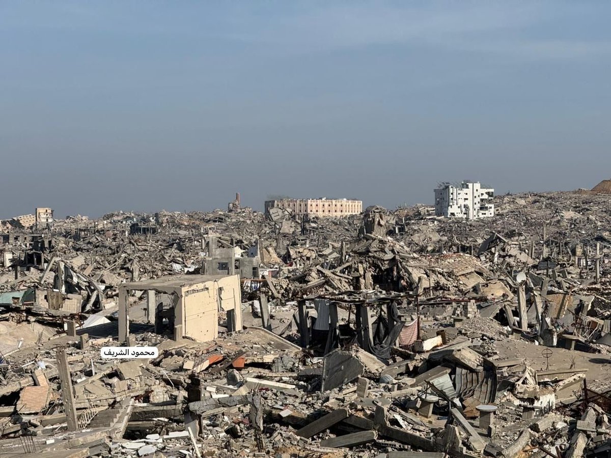 MyPalestine0's tweet photo. صور جديدة لحجم الدمار الهائل؛ جراء عدوان الاحتلال على مخيم جباليا ومنطقة تل الزعتر، شمال قطاع غزة. https://t.co/QDZ1ypr2Ec