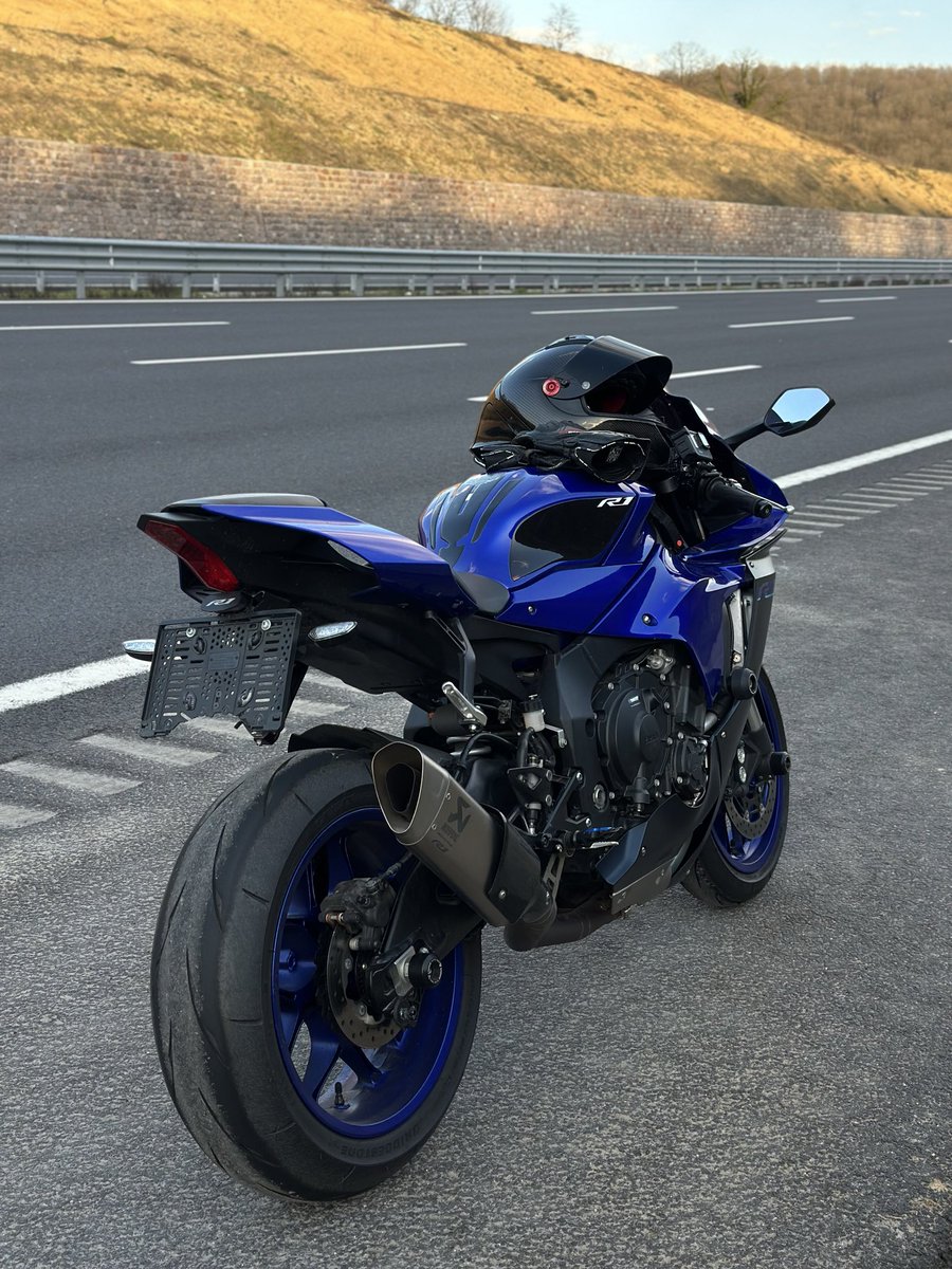 mt07akrapovic's tweet photo. sıkıntı kardeşim ya https://t.co/YLjJqLhWDZ