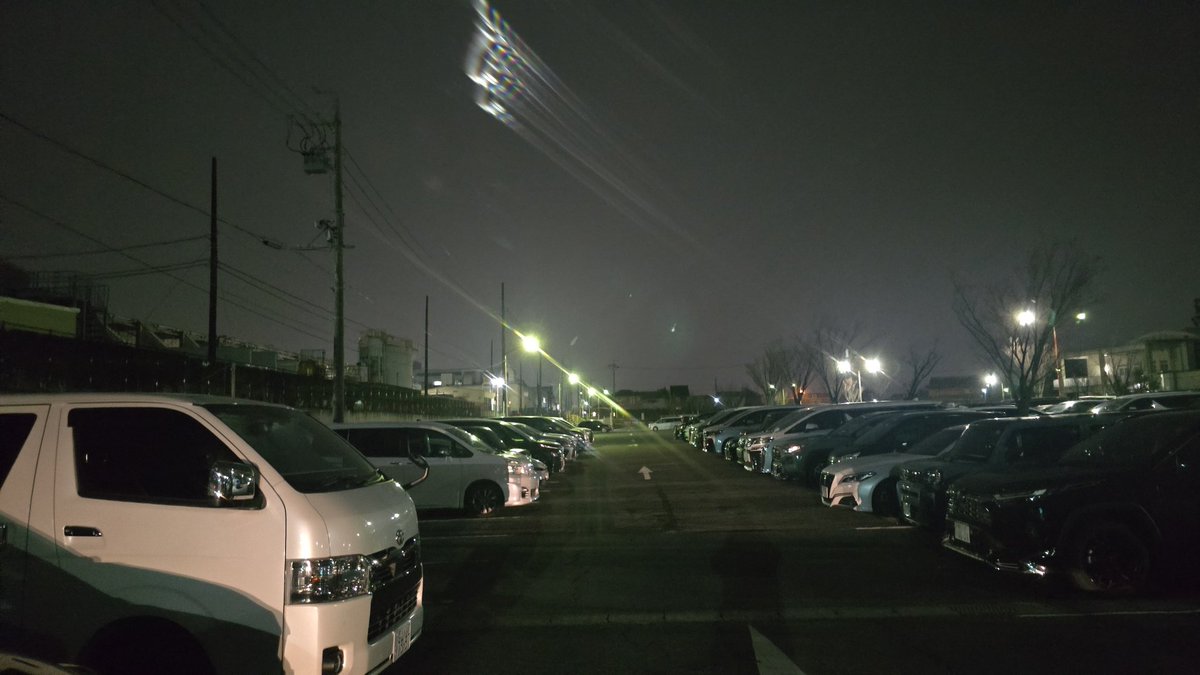 sakae_ROBOT's tweet photo. おはようございます。
まさかこのタイミングで雪かぁ〜。
朝早いのに！！

頑張っていきましょう
#雪
#産業用ロボット 
#立会い https://t.co/uctwMXVfzx