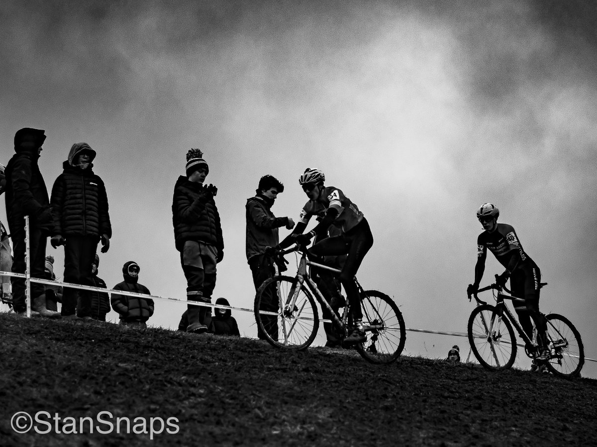 StanSnaps's tweet image. No @Heatonstan this weekend so I went to the @BritishCycling @cyclocross24 national championship, won by the legend who is @camerooney_ 
More at bsky.app/profile/stansn…