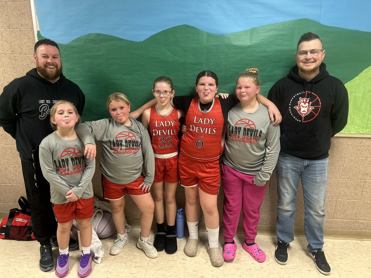Red_Devils_GBB's tweet image. Great day to be able to see our future Lady Red Devils 4th, 5th, &amp;amp; 6th grade teams!! So proud of the work they put in! Thank you to the amazing coaches that volunteer and help them grow! Missed a pic with 6th grade but they played super tough! #HAVEFUN #Future @cwoodreddevils