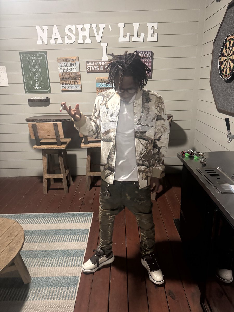 nomask___'s tweet photo. 💨 https://t.co/btxDs6JDVk