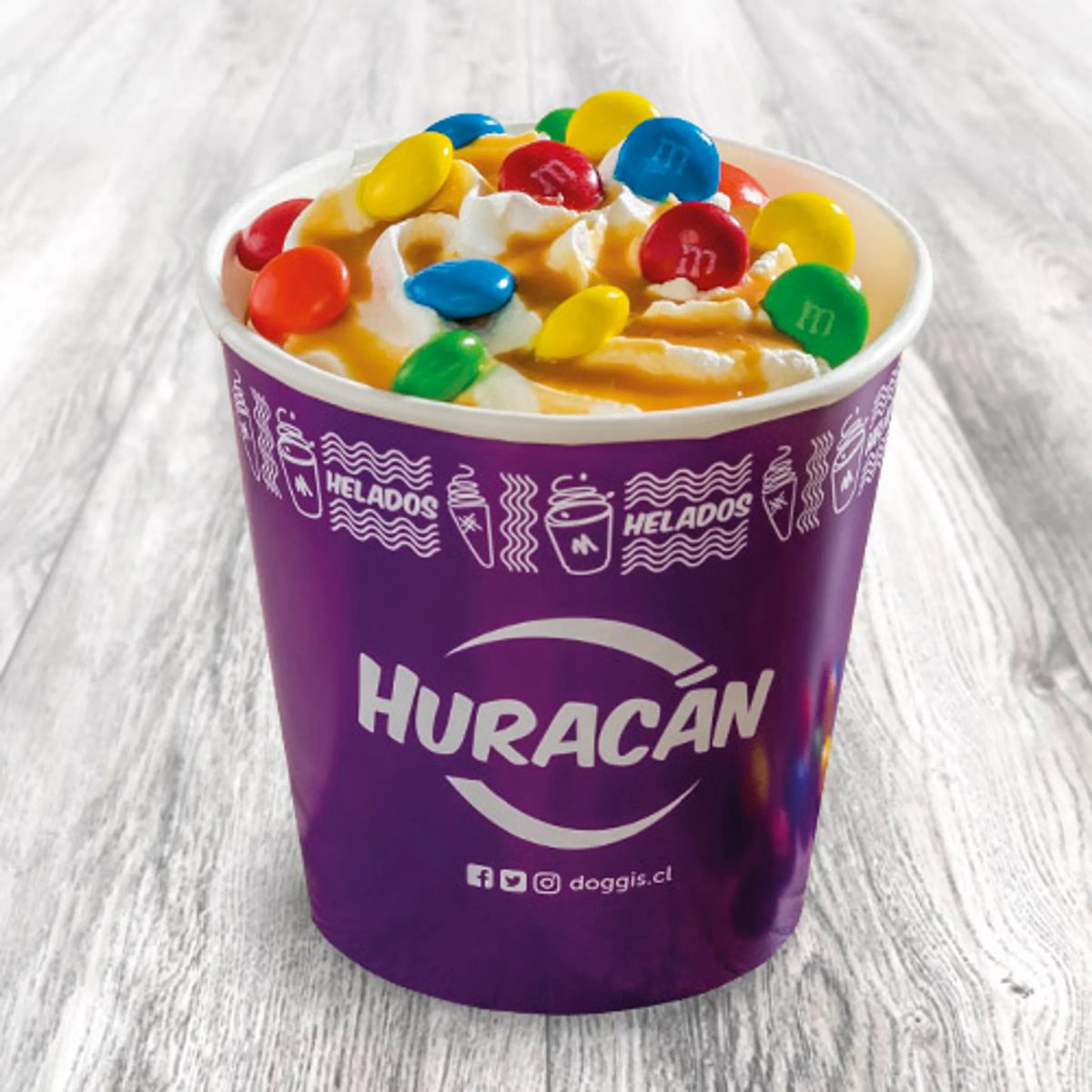 morfeoedu's tweet photo. @KFCcl no será demasiada expectativa, me acerque a preguntar que el helado venia vacío por dentro y que quizas se equivocaron y no. Dijeron que era asi, mal , solo helado por los bordes fue lo que dijeron 
En local Plazuela #Iquique https://t.co/q6VdatsUPT