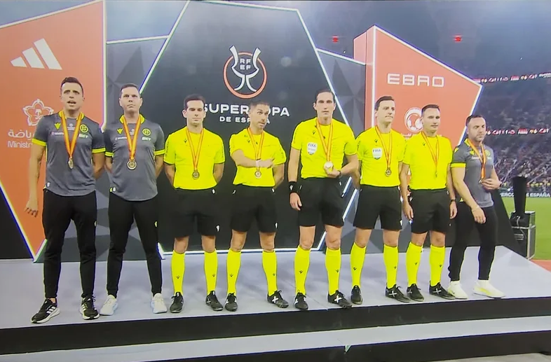 Real Madrid squad with their Super Copa medals