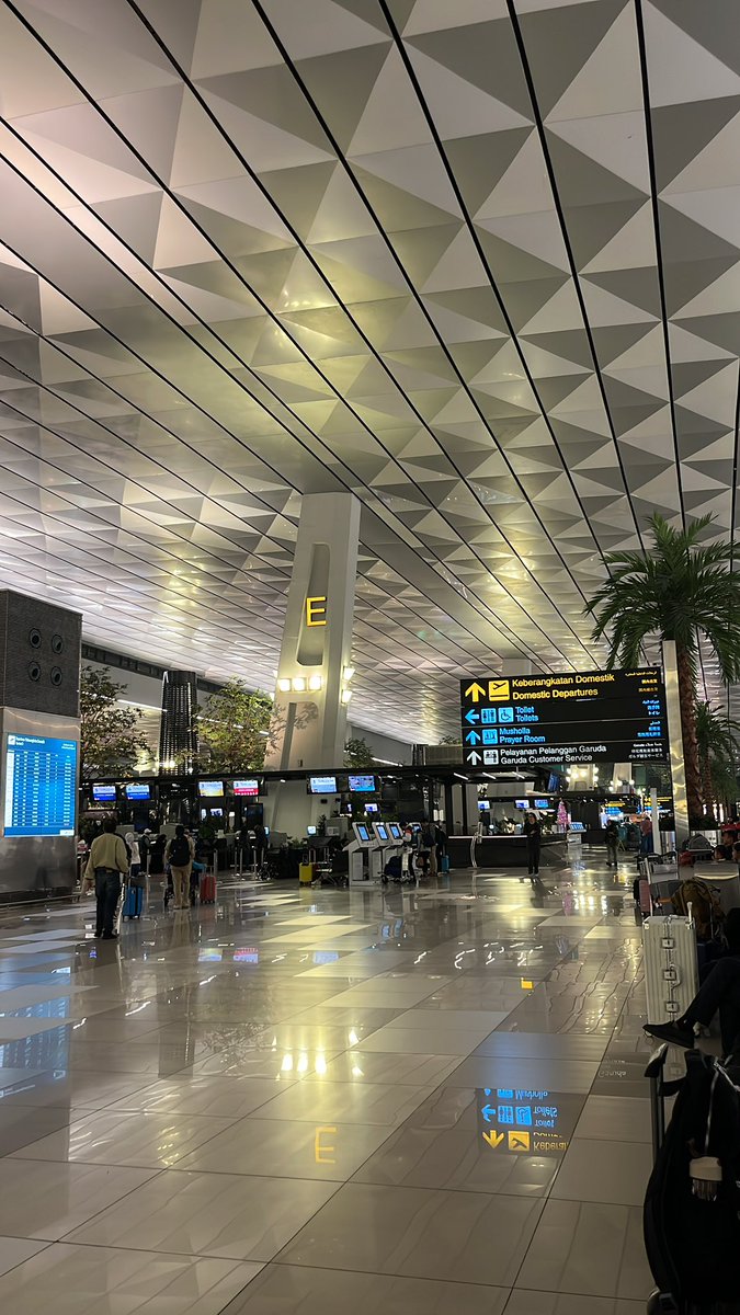 nuhun persib, nuhun barca. wilujeung dinten senen sadayana, wilujeng nguli deui!