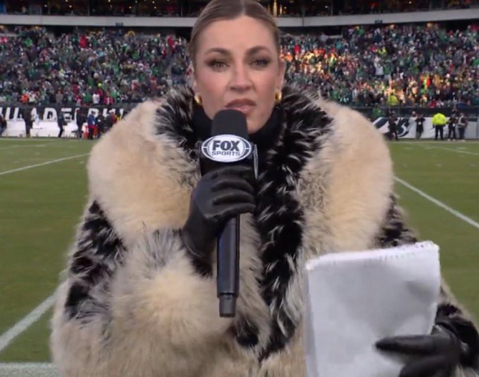 ffTalas's tweet image. Lock up your Dalmatians, folks.