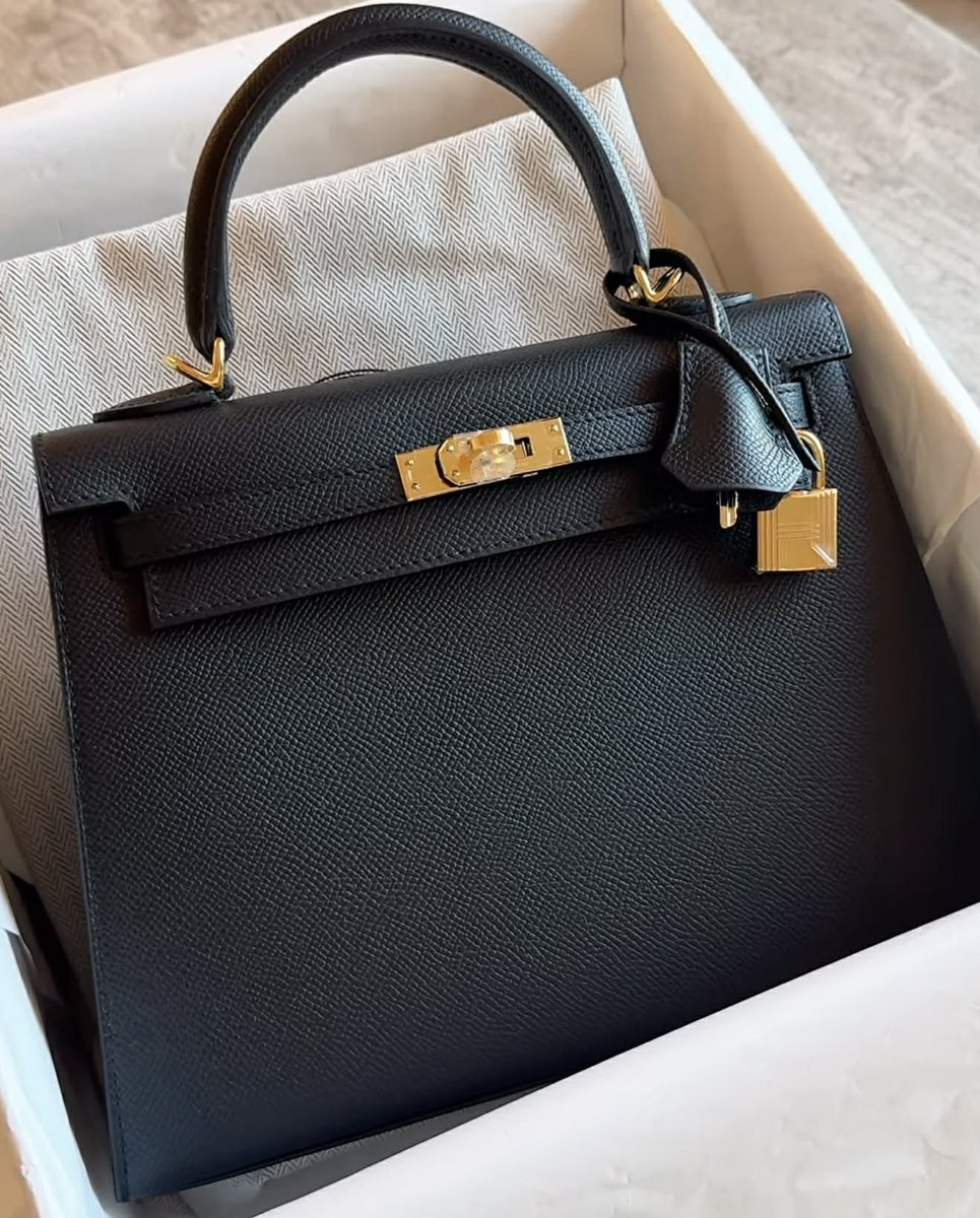 TimepieceFNF tweet media