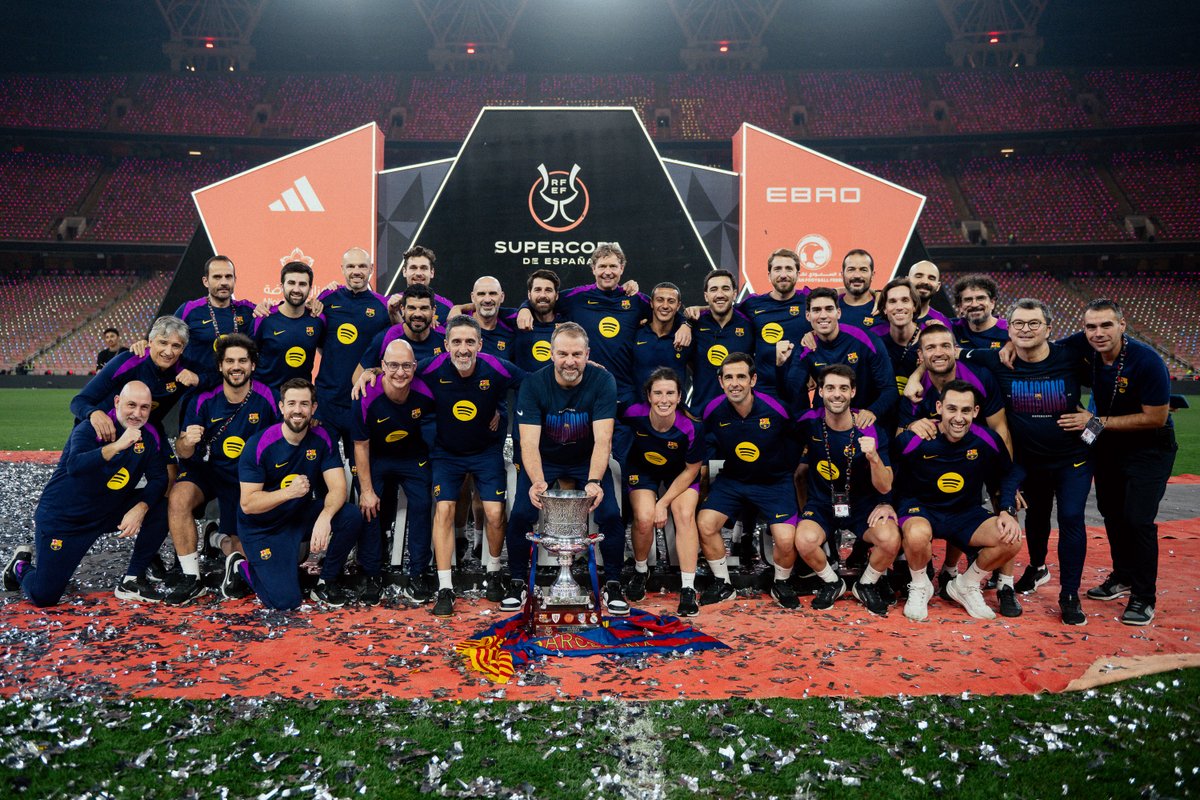 FCBarcelona's tweet image. Behind every final and every victory, there’s a team giving it their all. 🫡
3/3.