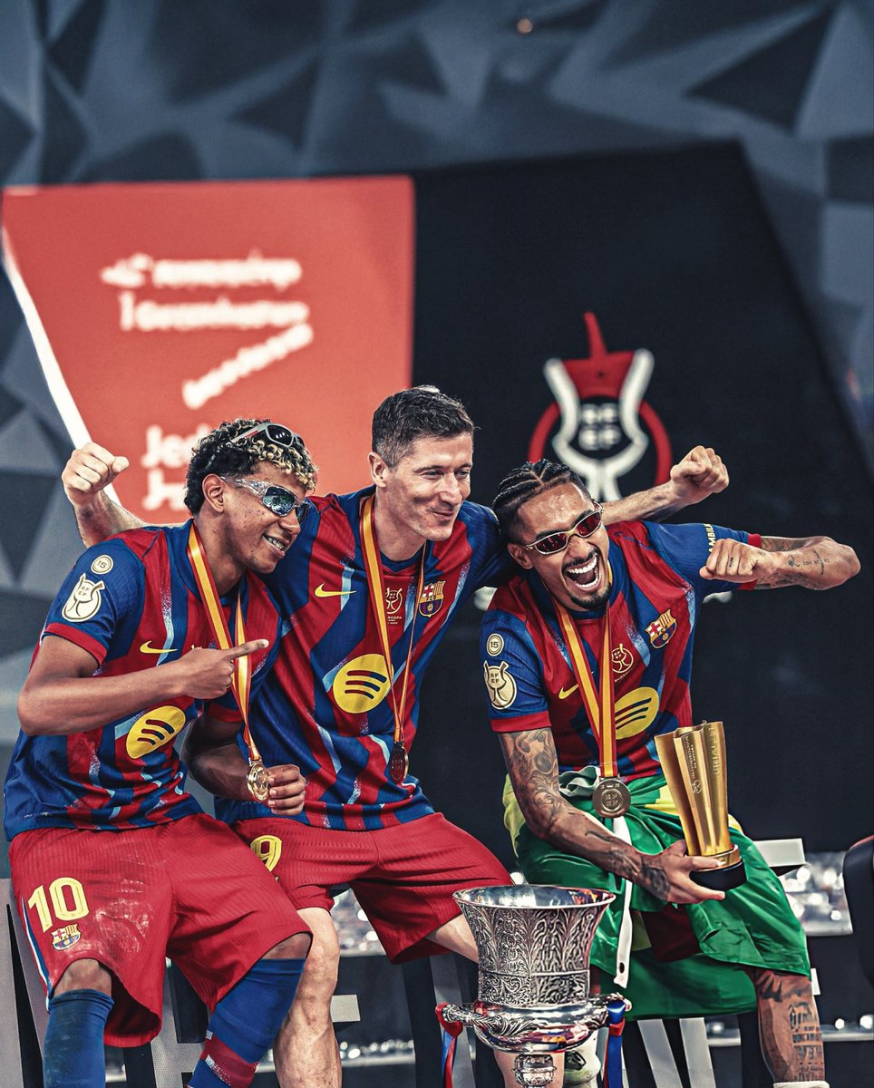 barca_divine tweet media