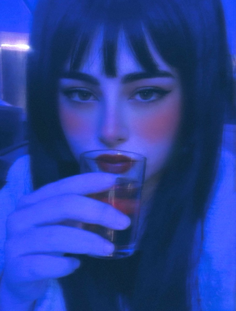 What would you give me to drink if we went out together? 🤭🙈
#nsfwtwt #cocktribute #cumtribute