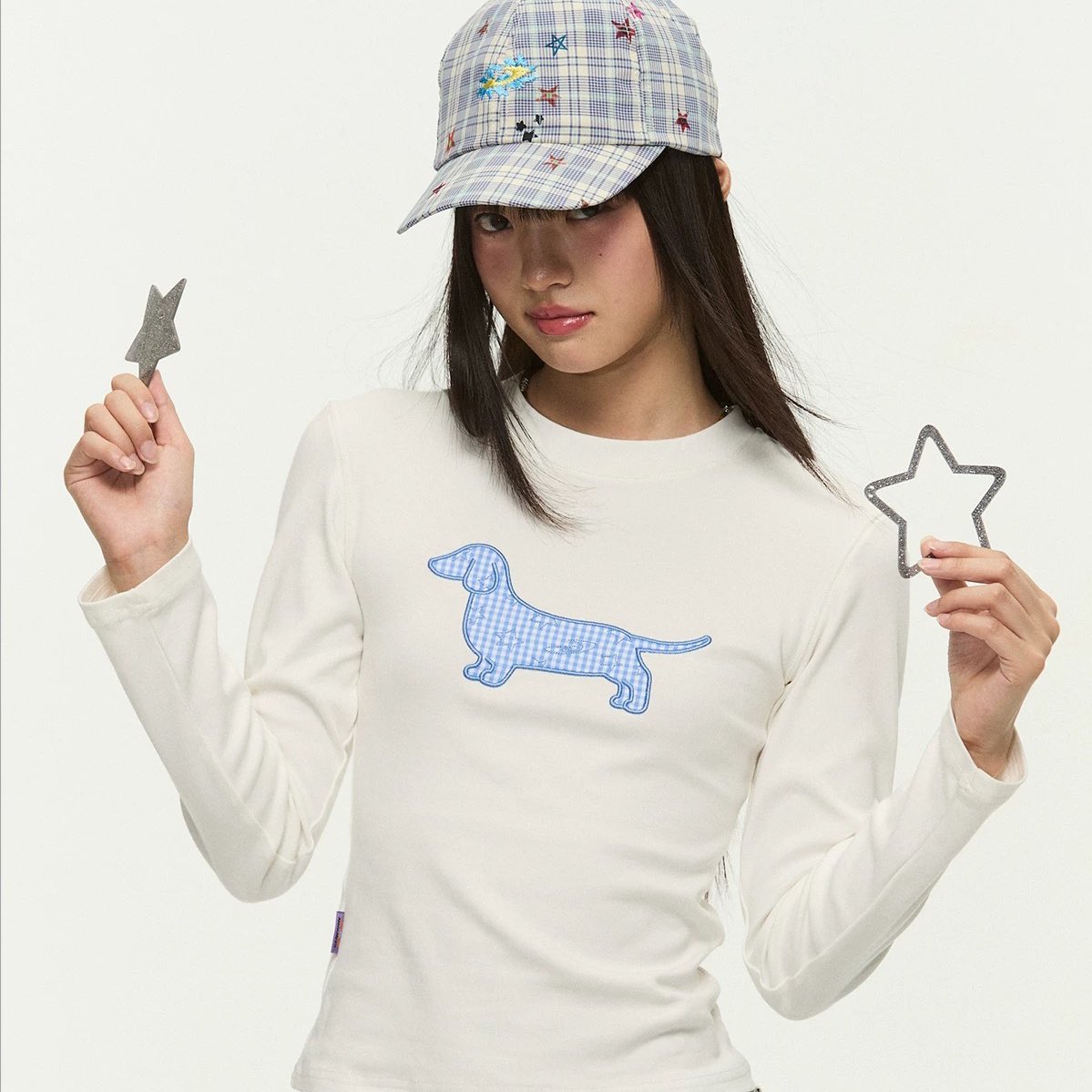 runonofficial's tweet photo. pre 🇨🇳—— NewJNXS —  couple puppy long sleeve t-shirt 🐕⭐️✨

( 🙋🏼‍♀️ 690.- ) ( 🙋🏼 790.-) // free shipping 🛒 

SIZE : S/M/L/XL 
🫟 : GRAY / WHITE / NAVY BLUE 

— รอสินค้า 7-15 วันหลังสินค้าส่งกลับ 🛒

#newjnxs #พรีออเดอร์จีน https://t.co/KUWS5Qt3F6