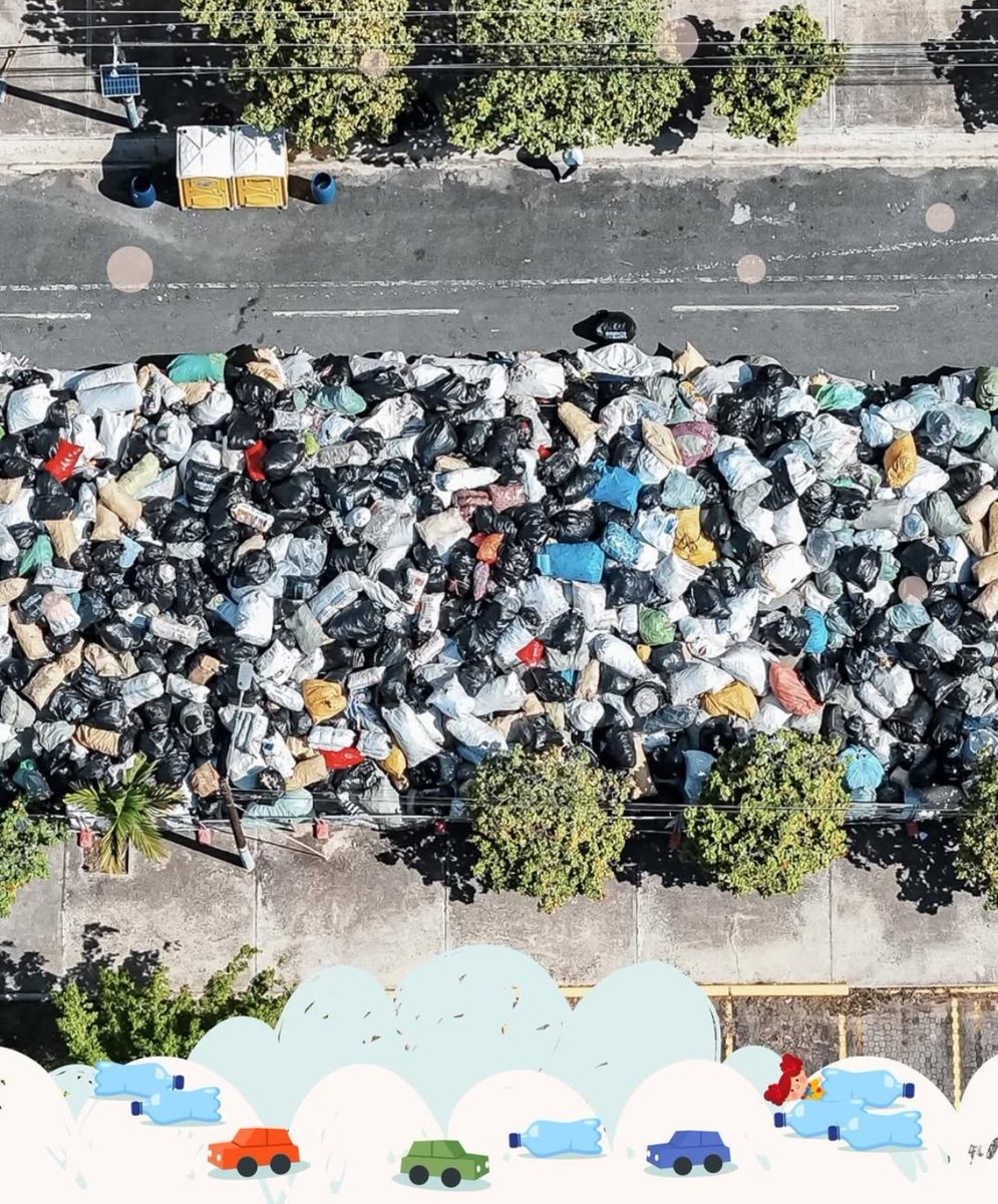 EnmanuelRM_'s tweet image. En la 6ta edición de #PlasticosXJuguetes #
se alcanzó ♻️ 4 millones de botellitas plásticas y eso equivale a:

🪏48–80 toneladas de PET recuperado.
🌍 Reciclarlas evita 105–175 toneladas de CO₂ → lo mismo que 20–35 autos en un año.
⚡ Ahorro energético: 0.9–1.6 GWh →…