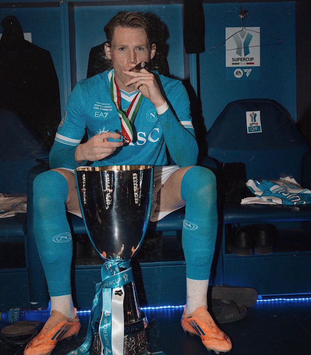 The Touchline | 𝐓 tweet media