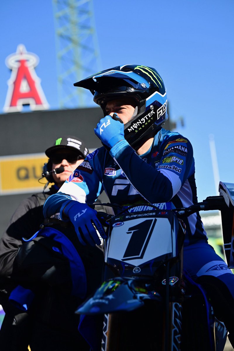 A1 — P7. I’ve had better and worse nights. Got the lead early on the first start, but a bad restart and tip over set me back. 

Prayers to Bam and Malc after the chaos 🙏🏼. I’ve also apologized to AP for my bonehead move in the heat. I’d never do that intentionally.