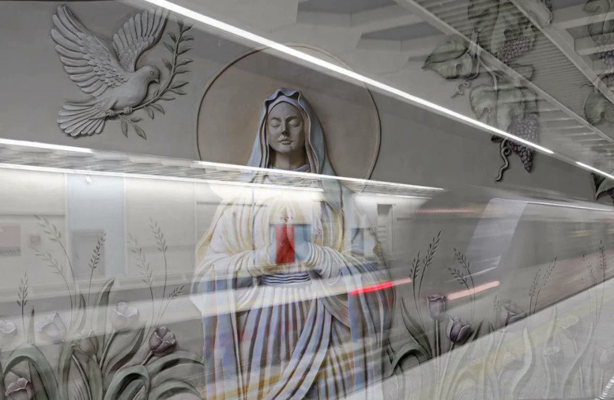 🇮🇷 | Irán cuenta con una estación de metro en su capital Teherán dedicada a la Virgen María «Maryam-e Moghaddas» (Santa Virgen María).

#Teheran #IranRevolution2026 #IranProtests #IranProtests2026 #Teherán #Cristianos #Catolicos #IranRevelution2026 #UltimasNoticias