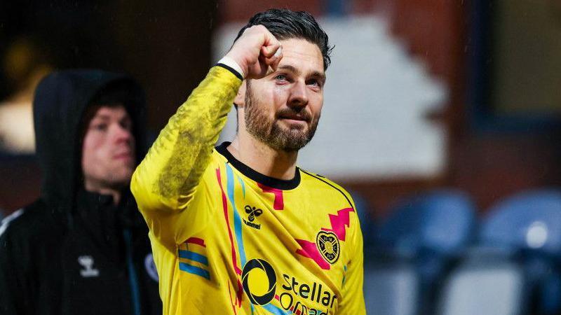 Today's appearance made Craig Gordon the oldest player (43y 11d) to play in the Scottish top-flight in the SPL/SPFL era. The previous oldest was Andy Millen for St Mirren (42y 279d). He may be the oldest ever, I can't find anyone older, but hard to say for definite