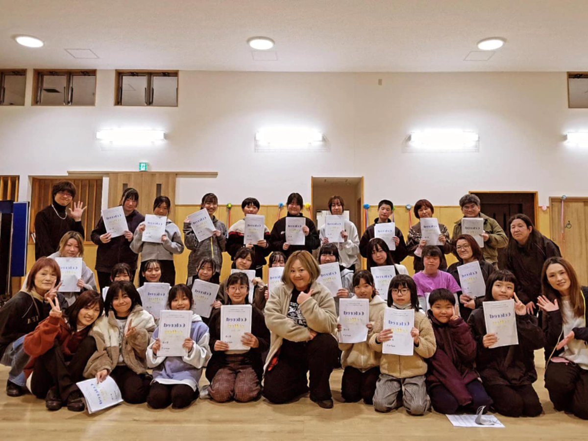 今年は真岡ミュージカルの20周年記念の公演がある年！
新作を作ります。
昨日は台本を配る日ということで、稽古にお邪魔させていただきました♪
キャストのみんな！先生方、衣装担当の方、お会いできて嬉しかった！
脚本家の田崎麻矢先生と楽曲の打ち合わせをしました。
よろしくお願いします(^^)