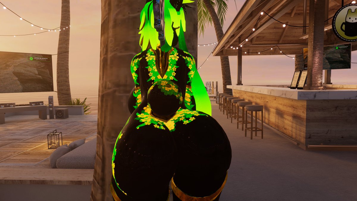 Carefull this Black Porcelain is heavy and needs handling~🤍