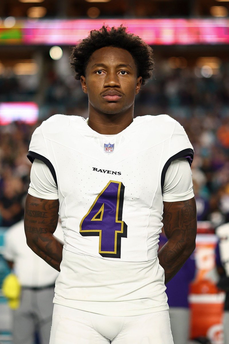 Underdog's tweet photo. "Demarcus, run straight and you'll score a 70 yard TD!"

Demarcus Robinson: https://t.co/R6JgDYOY1K
