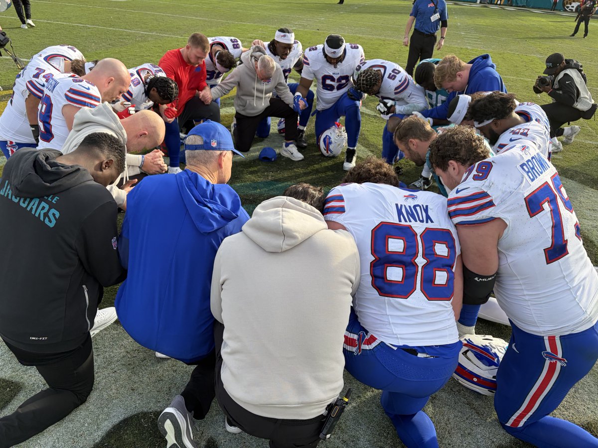 lenvbos's tweet image. To God be the glory. #GoBills