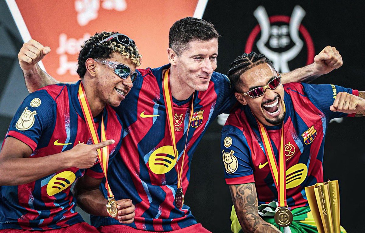 Rayanwaves's tweet image. Hansi Flicks War Machine.