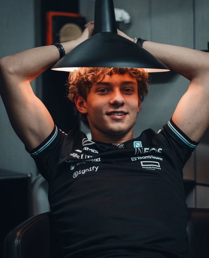 F1Studs's tweet image. He is hitting the gettingmydicksucked pose