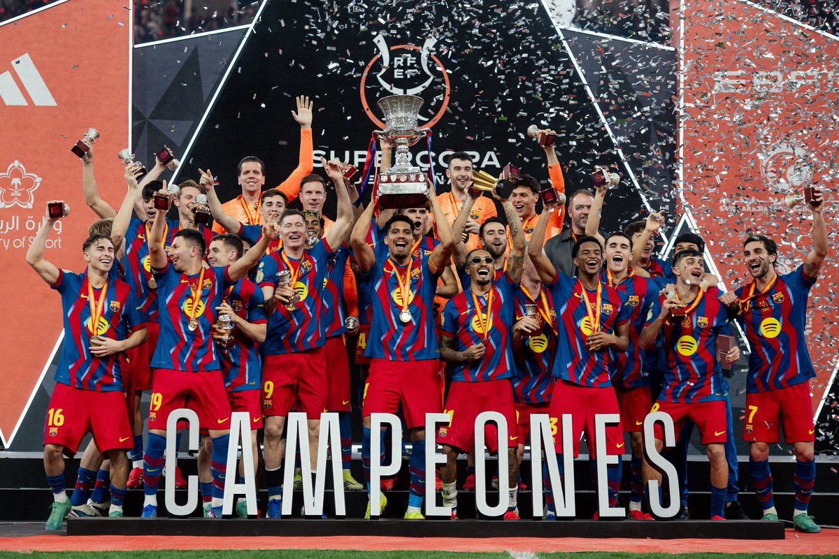 barcastuff_idn's tweet image. Semoga trofi selanjutnya akan datang 🙏🏻