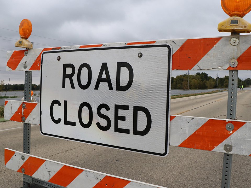 AlexDepartment's tweet image. ROAD CLOSURE ALERT: Red Street will be closed tomorrow 1/12/26 for a controlled burn training by our fire department 

The roadway is going to be closed until 5:00 PM.